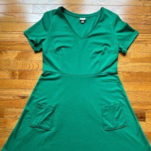 Green Merona dress with pockets, size large
